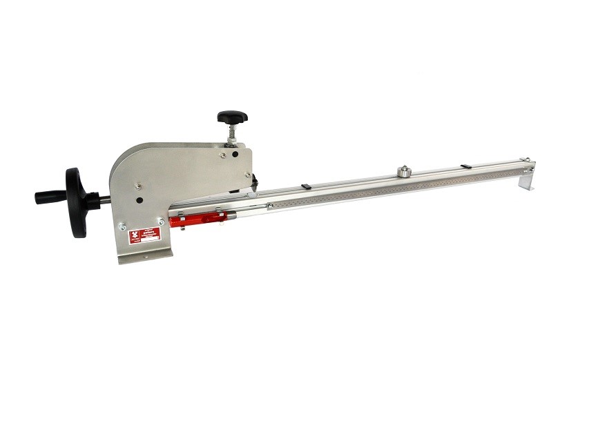 Gasket cutting machine